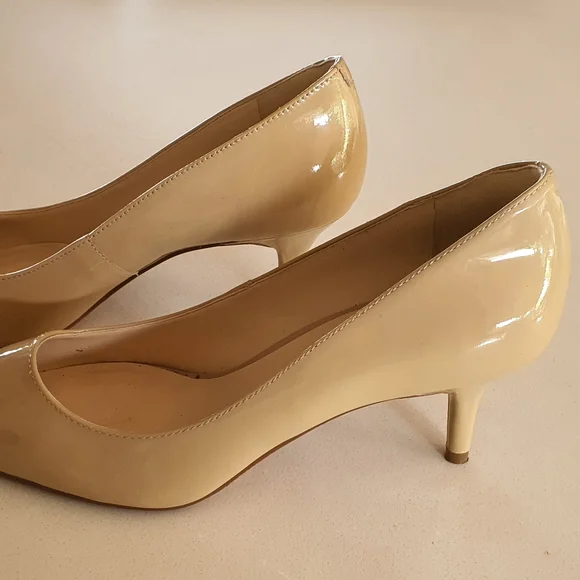 Nine West Nude Patent Heels Pump - Picture 4 of 7